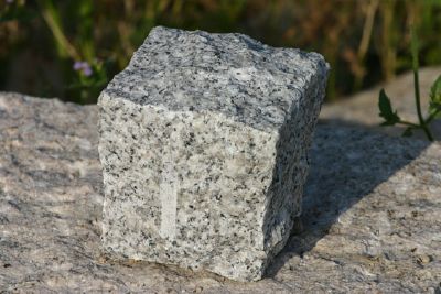 Pavés en granit gris de chine(à la pièce)