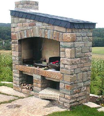 Barbecue en pierre clivée en calcaire 